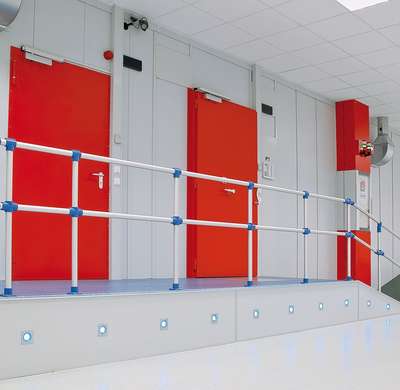 Eingangsbereich des KAMP-Rechenzentrums Eingangsbereich des KAMP-Rechenzentrums, Zutritt zu den Colocation-Bereichen.